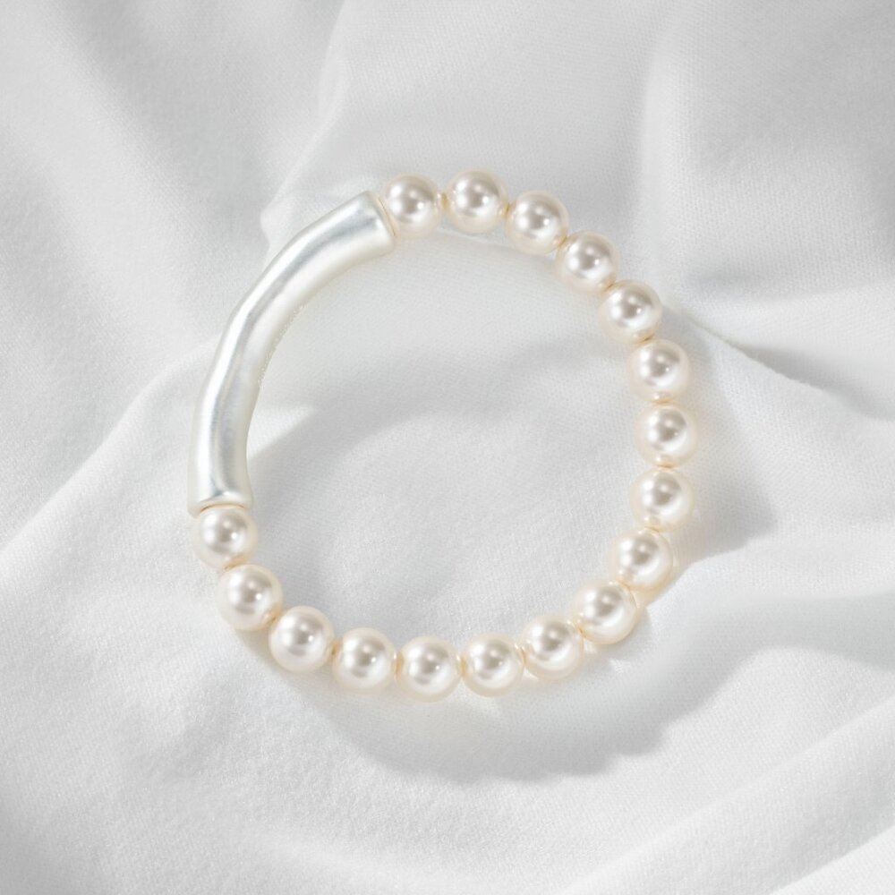 Alicia Bonnie Pearl Stretch Bracelet Beaded Elastic Minimalist Stackable Jewelry